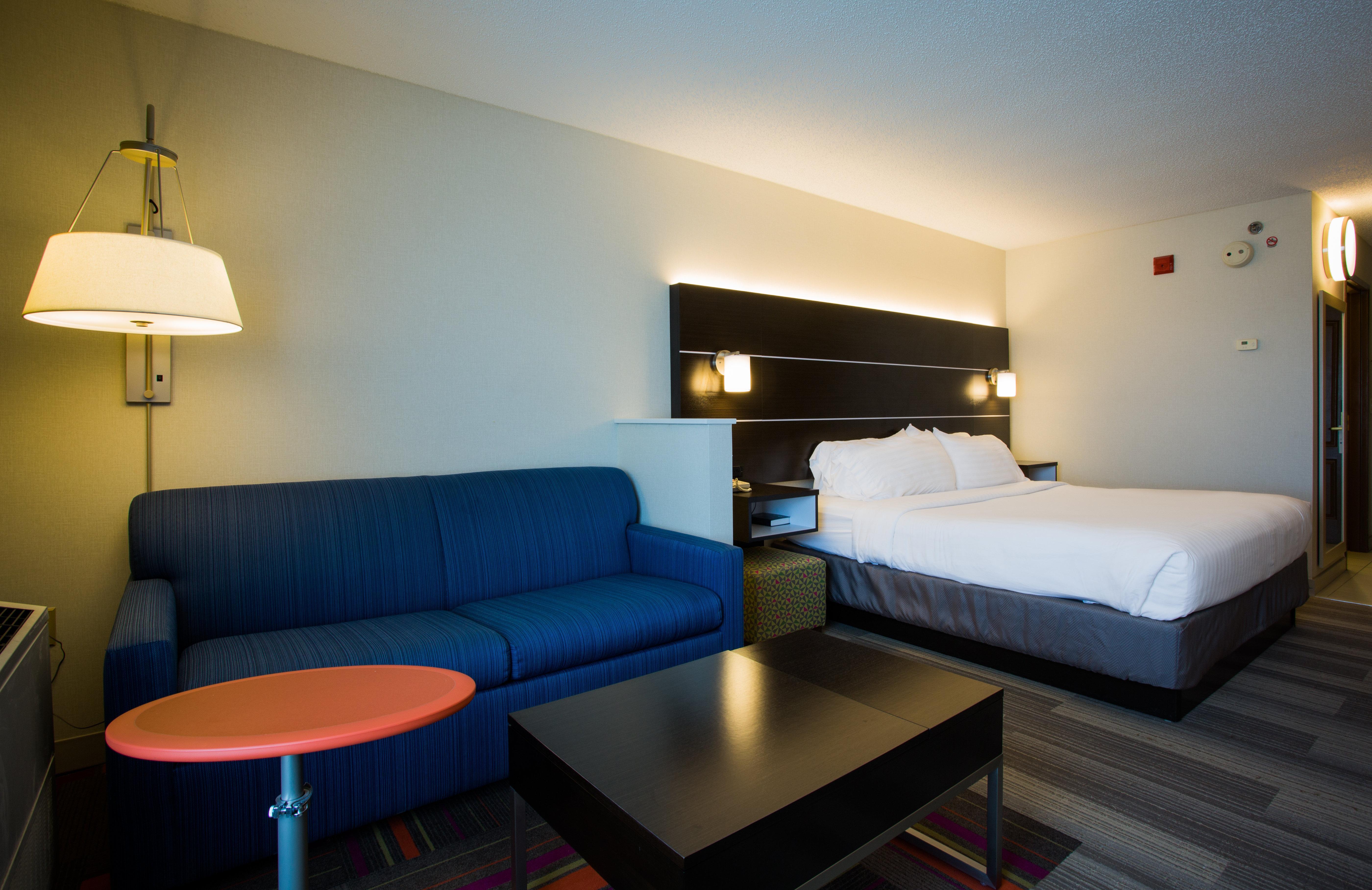 Holiday Inn Express Hotel & Suites Reading By Ihg Exterior foto