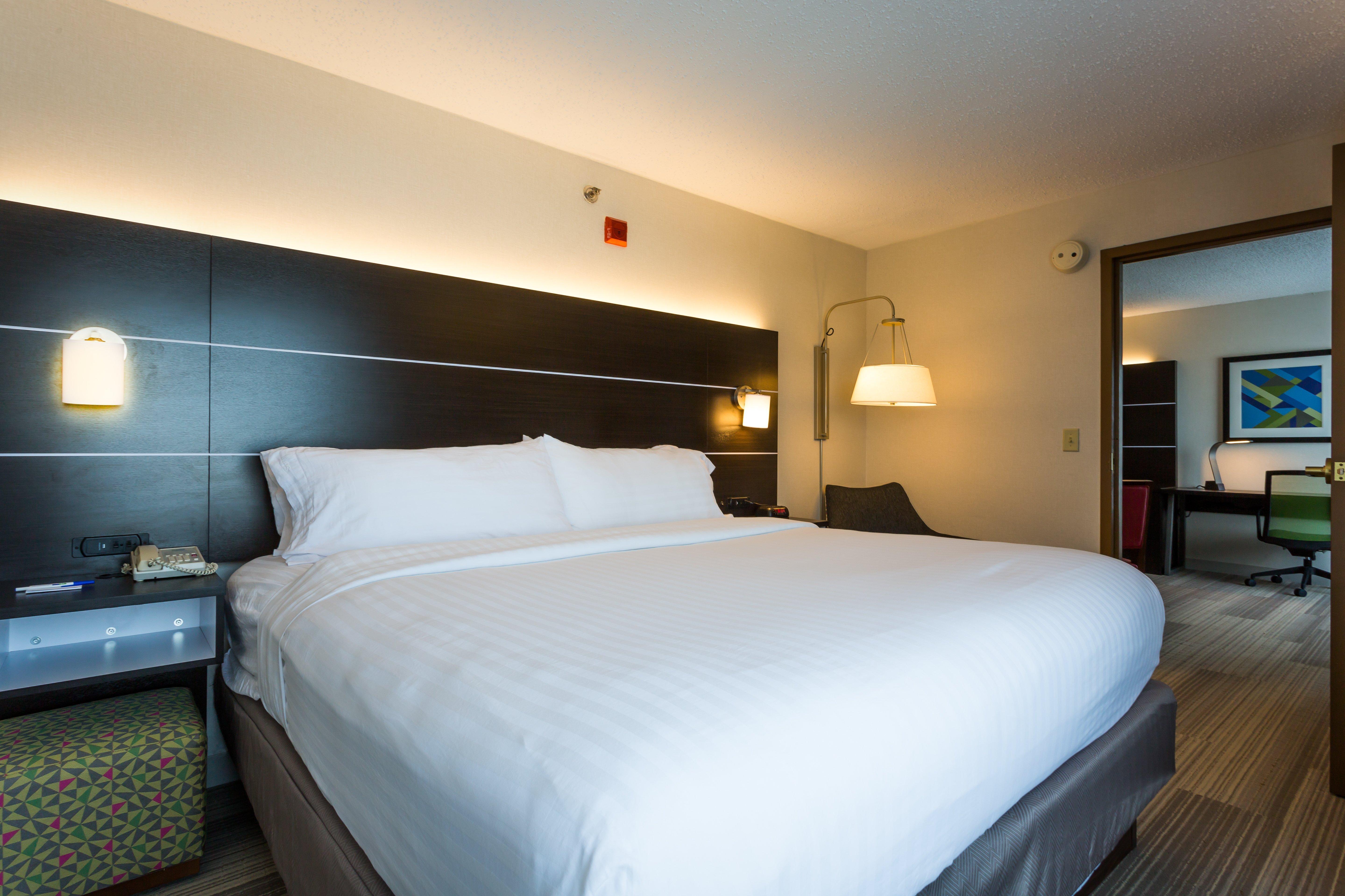 Holiday Inn Express Hotel & Suites Reading By Ihg Exterior foto