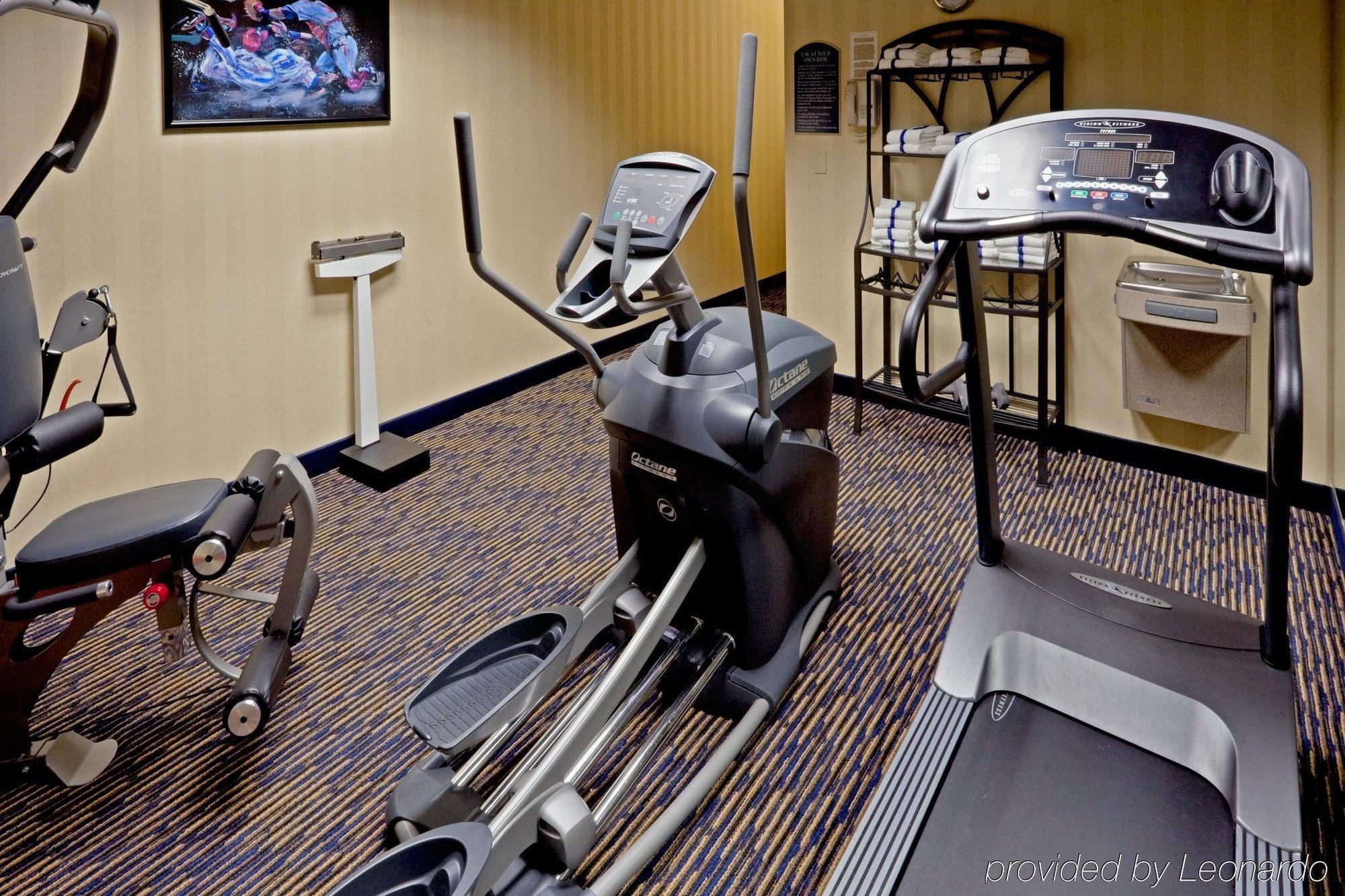 Holiday Inn Express Hotel & Suites Reading By Ihg Exterior foto