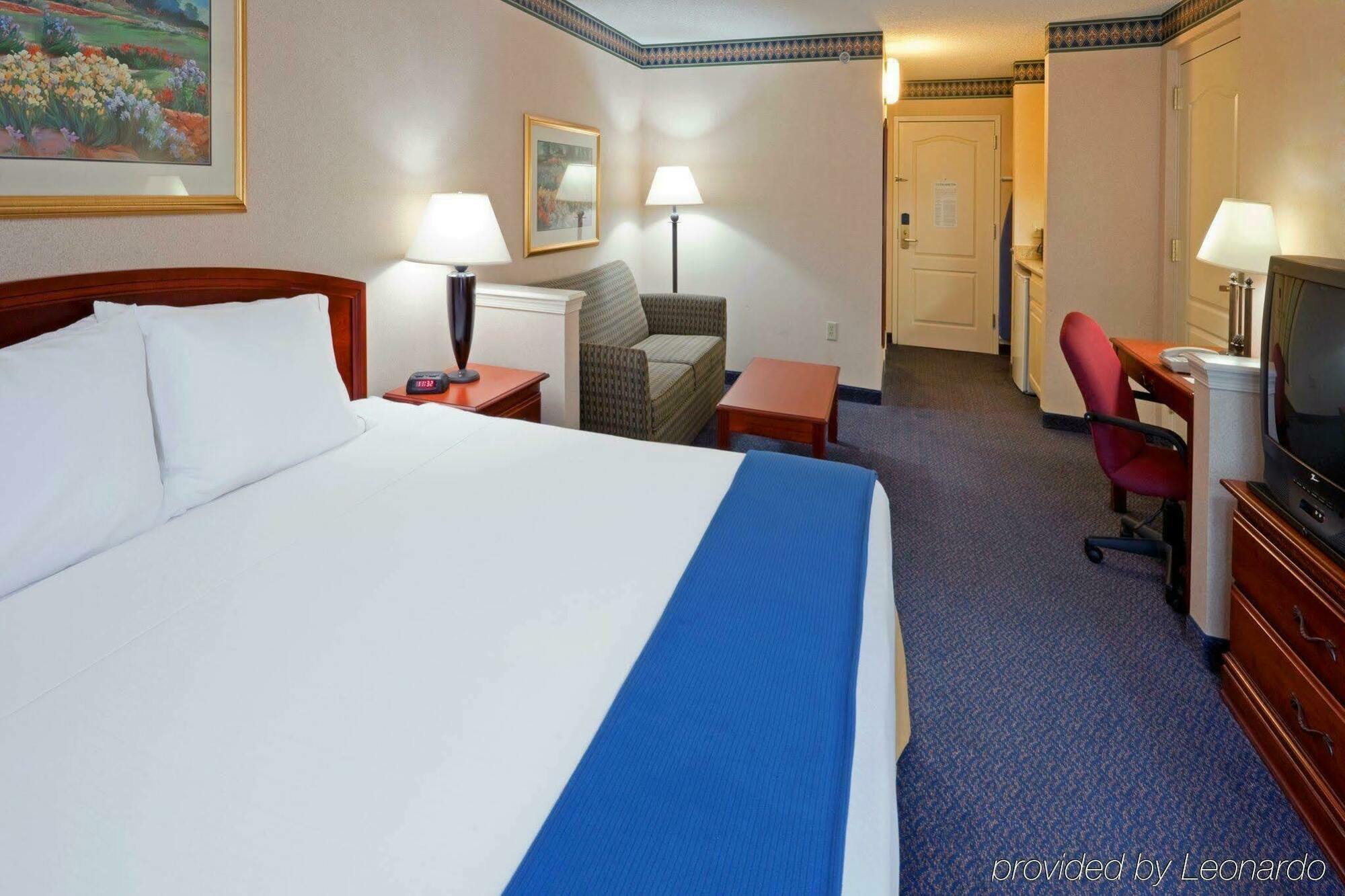 Holiday Inn Express Hotel & Suites Reading By Ihg Exterior foto